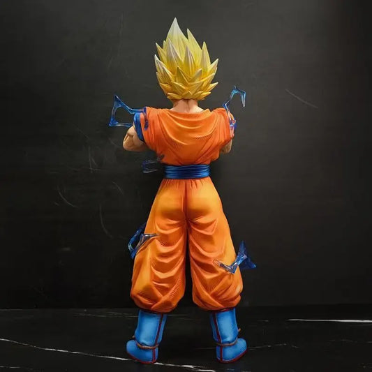Figura Goku Super Saiyan 30cm – Dragon Ball Z